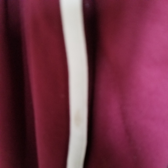 Under Armour small petite - Picture 11 of 12